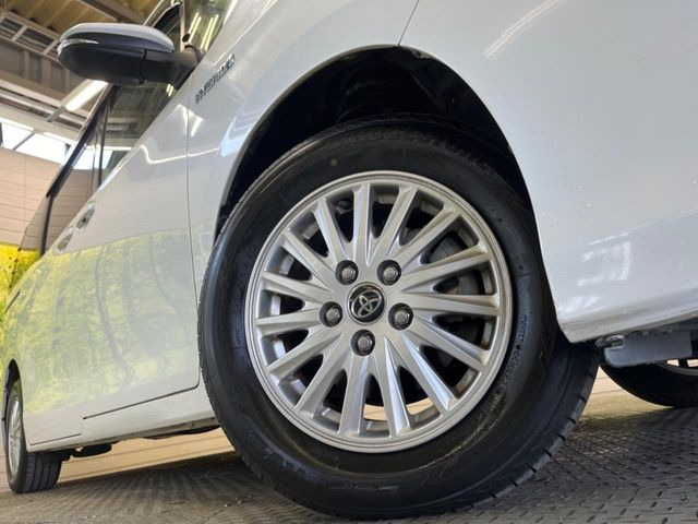 �y����15�C���`�A���~�z�C�[���z�O�ςɃ}�b�`���������A���~�z�C�[���𑕒����Ă���܂��B�e��ЊO�A���~�z�C�[����A�X�^�b�h���X�^�C�����戵�����Ă���܂��B���񂲑��k����������