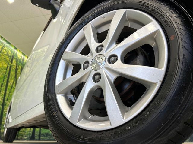 �y����14�C���`�A���~�z�C�[���z�O�ςɃ}�b�`���������A���~�z�C�[���𑕒����Ă���܂��B�e��ЊO�A���~�z�C�[����A�X�^�b�h���X�^�C�����戵�����Ă���܂��B���񂲑��k����������