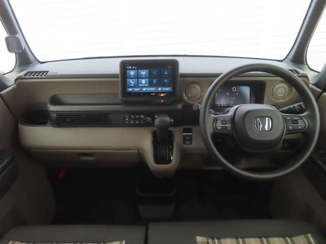 N-BOXジョイ 2トーン