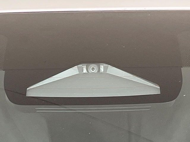 �y�g���^�Z�[�t�e�B�Z���X�z���s���ɑO���̎ԗ�����F�����A�Փ˂������Ȏ��͌x��ƃu���[�L�ŏՓˉ���Ɣ�Q�y�����A�V�X�g�B�����S�Ƀh���C�u�����y���݂��������܂��B