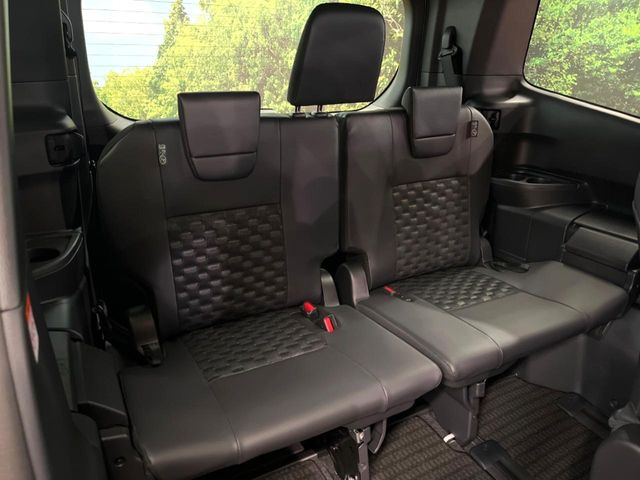 3��ڃV�[�g�͂�������ԗǍD����l�ł��������ƍ����Ē����܂��̂ŁA��l���ł̂��o���������N���N�ł��􂲉Ƒ��ŁA�C�̒m�ꂽ���ԂŁA�h���C�u�ɍs���̂��y���݂ł��ˁ�