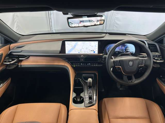 クラウンスポーツ2.5 Z E-Four 4WD