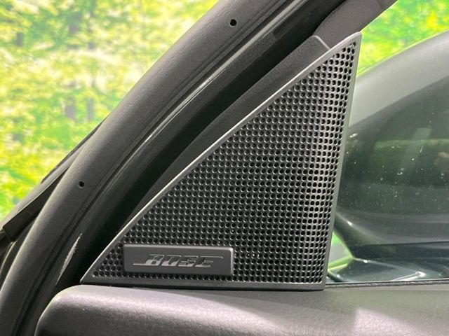 �yBOSE�T�E���h�V�X�e���z���[�J�[�I�v�V�����̍��i�ʃT�E���h�V�X�e���𓋍ځB��p�̃`���[�j���O���{���ꂽ�召�l�X�ȃX�s�[�J�[����ǎ��ȃT�E���h���t�ł��A�Տꊴ���ӂ�鉹����Ԃ����o���܂��B