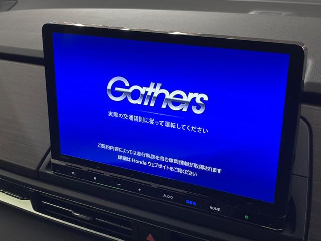 �y�����i�r�z�l�C�̏����i�r�𑕔����Ă���܂��B�i�r�̎g���₷���͂������A�I�[�f�B�I�@�\���[��!�L�����v�◷�s�͂������A�ʋ΂┃�����ȂǕ��i�̃h���C�u���y�����Ȃ�͂���