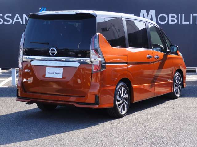 セレナ2.0 ハイウェイスターV