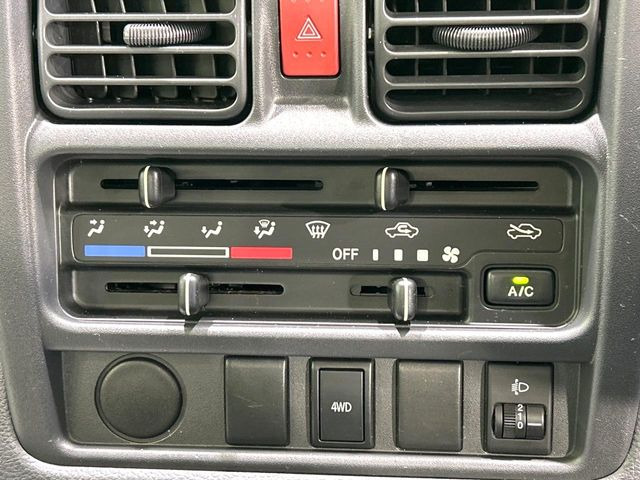 �����~�������Ă��S�Ȃɉ��K�ȋ󒲂�͂��Ă����A�_�C�������G�A�R���𑕔���