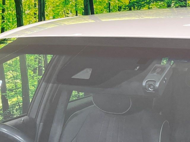 �y�g���^�Z�[�t�e�B�Z���X�z���s���ɑO���̎ԗ�����F�����A�Փ˂������Ȏ��͌x��ƃu���[�L�ŏՓˉ���Ɣ�Q�y�����A�V�X�g�B�����S�Ƀh���C�u�����y���݂��������܂��B