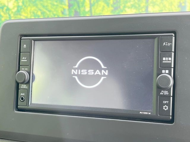 �y�����i�r�z�l�C�̏����i�r�𑕔����Ă���܂��B�i�r�̎g���₷���͂������A�I�[�f�B�I�@�\���[��!�L�����v�◷�s�͂������A�ʋ΂┃�����ȂǕ��i�̃h���C�u���y�����Ȃ�͂���