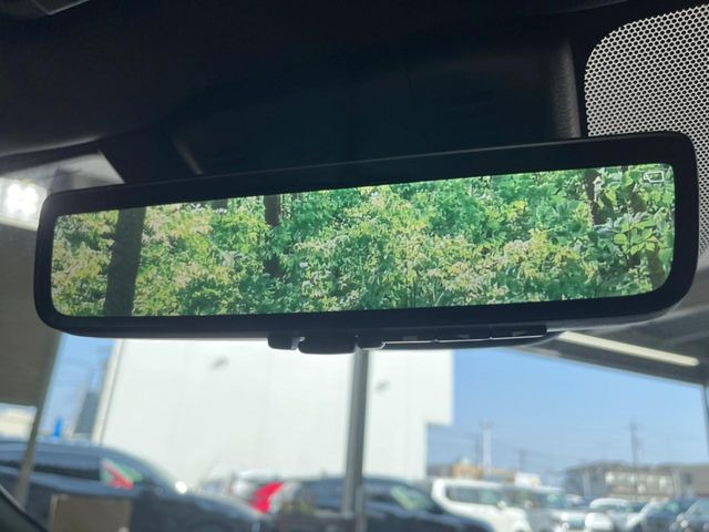 �y�f�W�^���C���i�[�~���[�z��Ȃ̑傫�ȉו��⓯��҂Ō�����m�F���Â炢���ł����S!�J�������B�e�����ԗ�����̉f�������[���~���[���ɕ\���B�N���A�Ȏ��E�ŏ󋵂̊m�F���\�ł�!