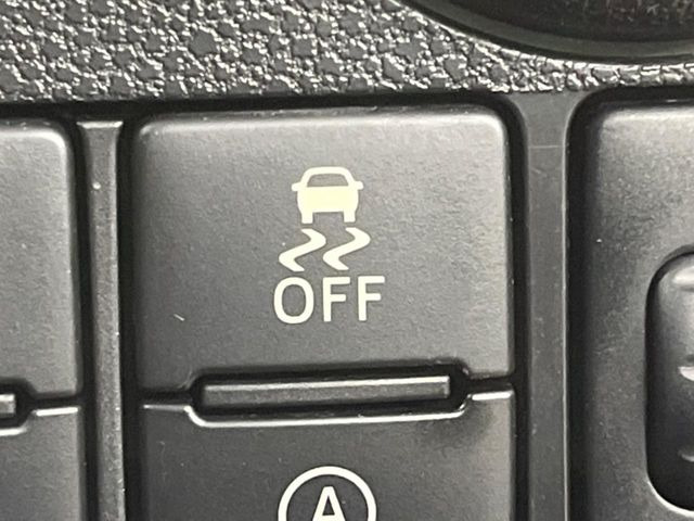 �y������h�~���u�z�ԗ��̉���������m����ƁA�����I�Ɏԗ��̐i�s������ۂ悤�Ɏԗ��𐧌䂵�܂��B�J�̓��ȂǊ���₷���H�ʏ󋵂ł����S�ȉ^�]���\�ł��B