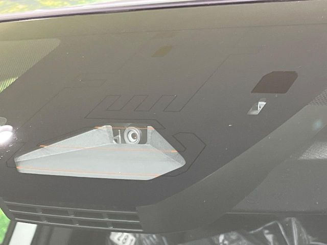 �y�g���^�Z�[�t�e�B�Z���X�z���s���ɑO���̎ԗ�����F�����A�Փ˂������Ȏ��͌x��ƃu���[�L�ŏՓˉ���Ɣ�Q�y�����A�V�X�g�B�����S�Ƀh���C�u�����y���݂��������܂��B