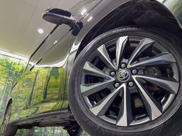 �y����17�C���`�A���~�z�C�[���z�O�ςɃ}�b�`���������A���~�z�C�[���𑕒����Ă���܂��B�e��ЊO�A���~�z�C�[����A�X�^�b�h���X�^�C�����戵�����Ă���܂��B���񂲑��k����������