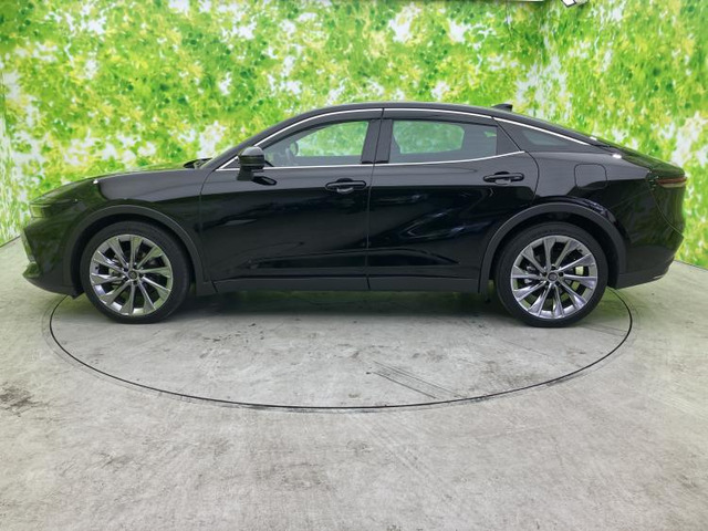 クラウンクロスオーバー2.5 G アドバンスト レザー パッケージ E-Four 4WD