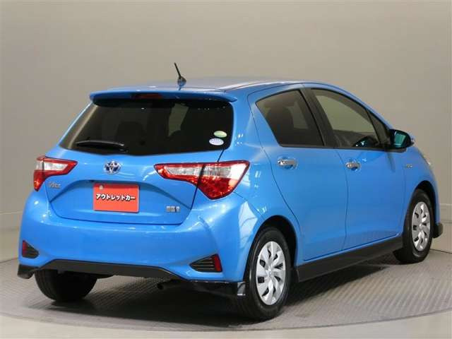 ヴィッツ1.5 ハイブリッド F セーフティ エディションII