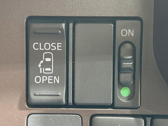 �y�p���[�X���C�h�h�A�z�X�}�[�g�L�[��^�]�Ȃ̃X�C�b�`�ŃX���C�h�h�A�̊J���\���d��������͂����ăh�A���J����K�v�������A���������q�l�ł��A�d���ו��������Ă��鎞�����N�ɊJ���߂ł��܂���