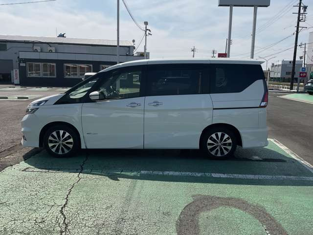 セレナ2.0 ハイウェイスター プロパイロット エディション