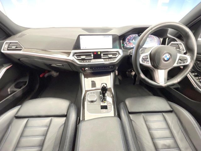 3シリーズセダン330i Mスポーツ