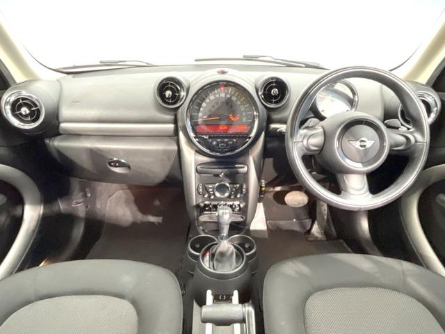 輸入車グループ総在庫数約2,000台!全国の系列店からメーカー・車種問わずご紹介出来るので、あなたにピッタリのお車が見つかるはずです♪まずはお問い合わせ下さい☆