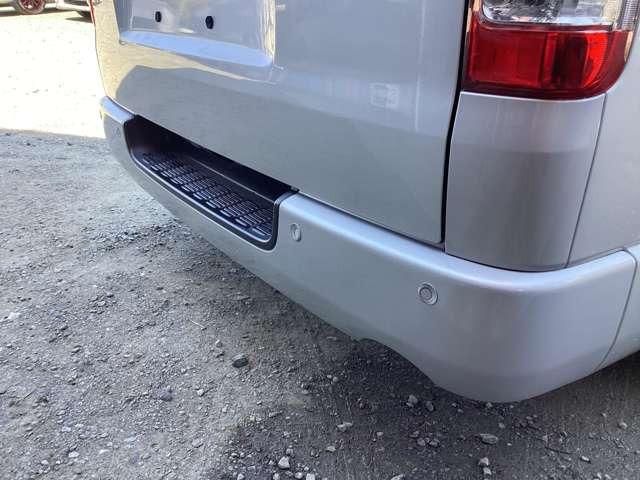 ���A�N���A�����X�\�i�[!