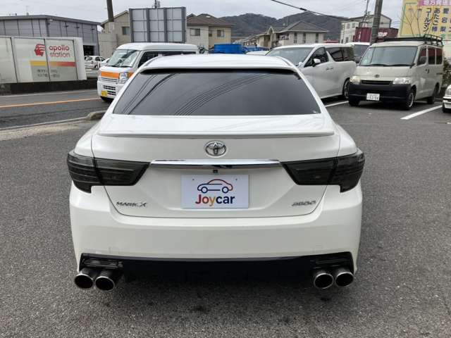 ���Ɏ��ɑ��s�`�F�b�N���s���Ă���A�[�ԑO�ɂ̓f�B�[���[�ɂē_�����������{������Ŕ[�Ԃ����Ă��������܂��̂ł����S���������B