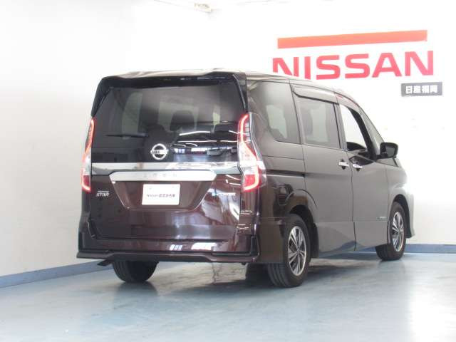 セレナ1.2 e-POWER ハイウェイスターV