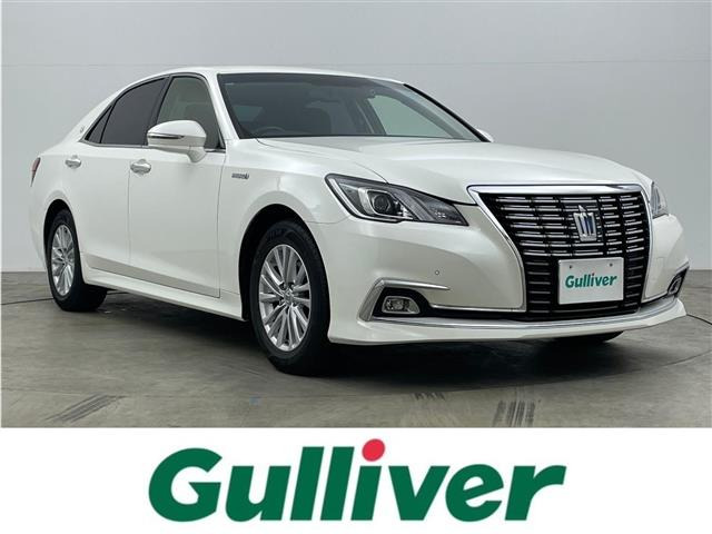 クラウンハイブリッド 2.5 ロイヤルサルーン