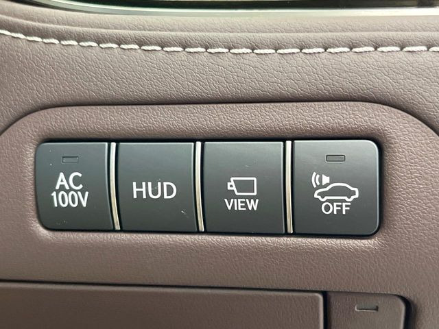 �y�w�b�h�A�b�v�f�B�X�v���C�z���݂̑��x�⑖�s�����f�W�^���\���ŉ^�]�ȑO���̃K���X�ɓ��e!�^�]���A�ڐ������炳���K�v�ȏ����m�F�ł���̂łƂ��Ă��֗��ň��S!