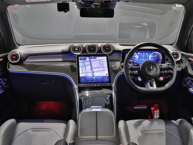 GLCAMG GLC63 S E パフォーマンス 4WD