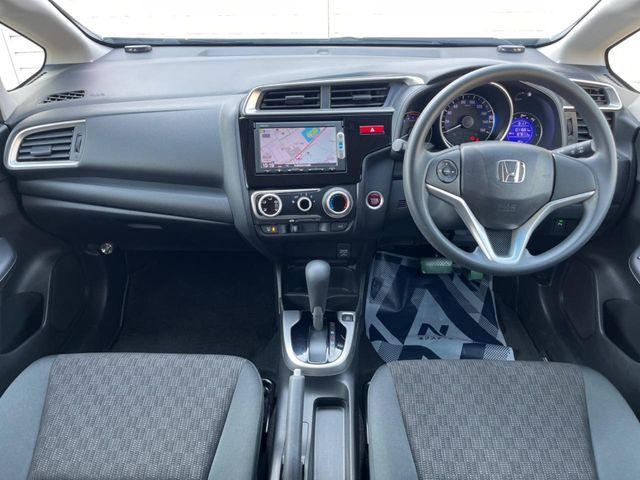 フィット1.3 13G Fパッケージ