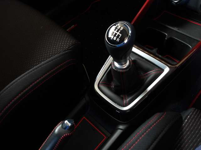 走りの6速マニュアル