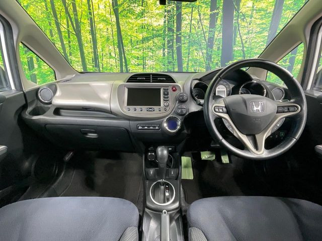 フィットハイブリッド1.3 XH セレクション