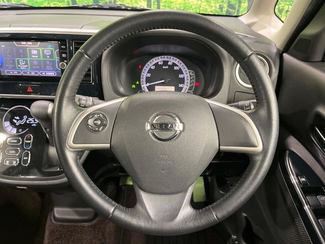 �y�����v�����X�e�A�����O�z�㎿�Ȋv���g�p���邱�ƂŁA��ɂ����������݂ƂĂ��^�]���₷���n���h���ł���