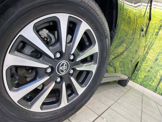 �y����15�C���`�A���~�z�C�[���z�O�ςɃ}�b�`���������A���~�z�C�[���𑕒����Ă���܂��B�e��ЊO�A���~�z�C�[����A�X�^�b�h���X�^�C�����戵�����Ă���܂��B���񂲑��k����������