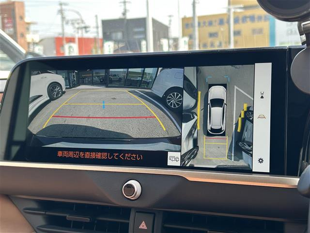 クラウンスポーツ2.5 Z E-Four 4WD