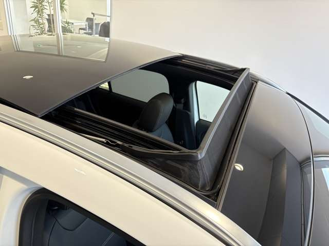 GLAクラスAMG GLA35 4マチック 4WD