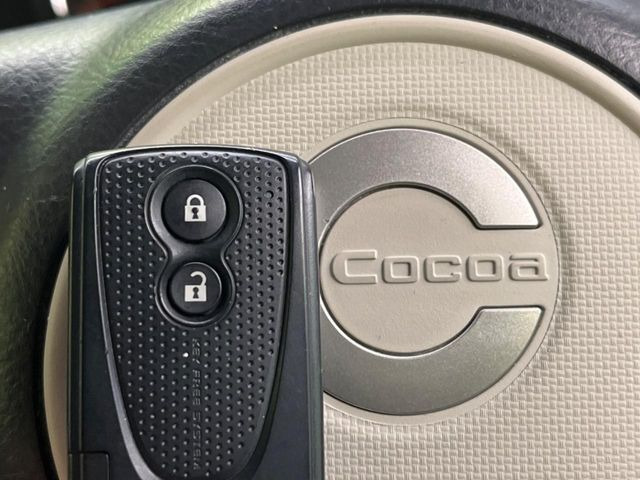 �y�L�[�t���[�V�X�e���z�J�o����|�P�b�g�ɓ��ꂽ�܂܂ł��h�A�̎{���E�������\�ȃX�}�[�g�L�[�𑕔��B�G���W���̃I���E�I�t�����J�M�����o���K�v����������Ƃ��Ă��֗��ł���