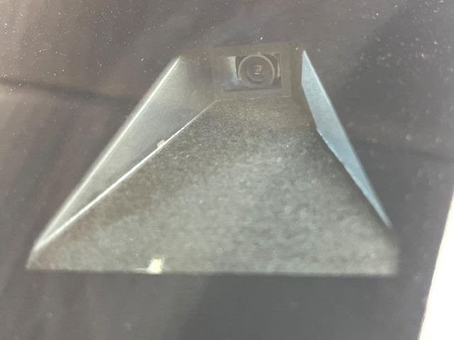 �y�v���N���b�V���Z�[�t�e�B�z�O���̎ԗ��������m���A�Փ˂������Ȏ��͌x��Œ��ӂ𑣂��A�u���[�L�𓥂ޗ͂��T�|�[�g�B�u���[�L�𓥂߂Ȃ������ꍇ�͏Փ˔�Q�y���u���[�L���쓮�A�Փˉ�����T�|�[�g���܂��B