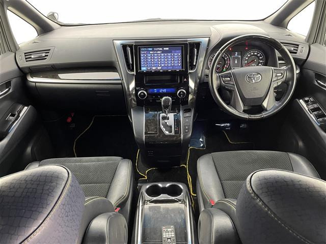 ヴェルファイア2.5 Z Aエディション ゴールデンアイズ