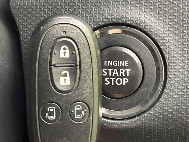 �y�L�[���X�X�^�[�g�V�X�e���z�J�o����|�P�b�g�ɓ��ꂽ�܂܂ł��h�A�̎{���E�������\�ȃX�}�[�g�L�[�𑕔��B�G���W���̃I���E�I�t�����J�M�����o���K�v����������Ƃ��Ă��֗��ł���