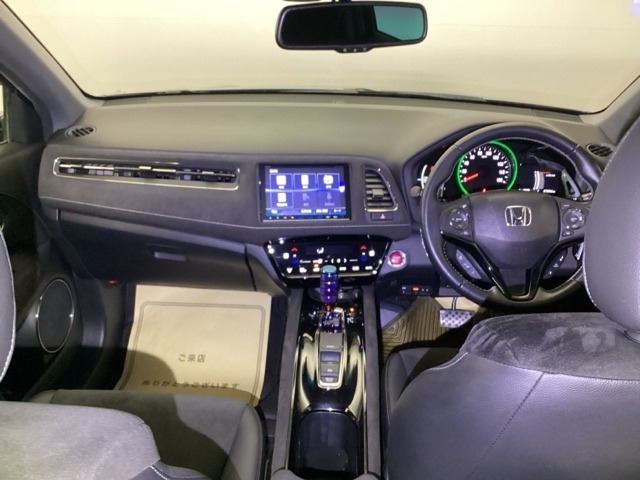ヴェゼル1.5 ハイブリッド RS ホンダセンシング