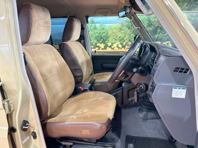 �^�]�Ȃ܂��ɂ͏\���ȃX�y�[�X������A�啿�ȕ��ł��������^�]���Ă�����������ł��B