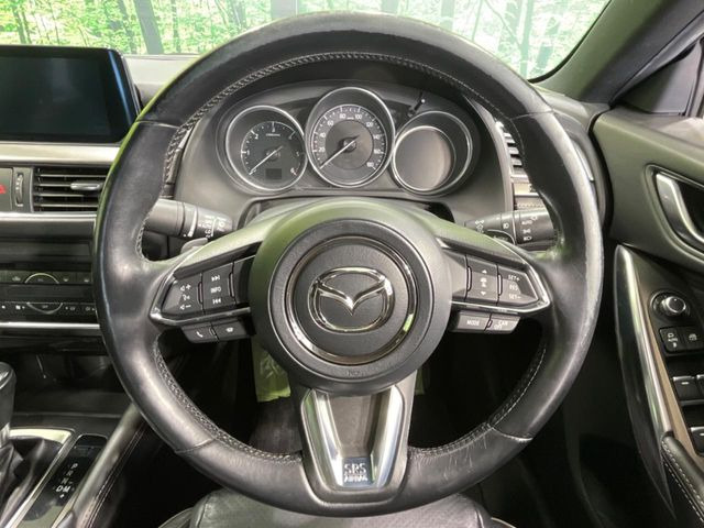 �y�X�e�A�����O�X�C�b�`�z�^�]���A�O������ڐ������炷���ƂȂ��A�I�[�f�B�I���̑��삪�\�ȕ֗��@�\!���S&���K�ȃh���C�u�����o���Ă���܂���