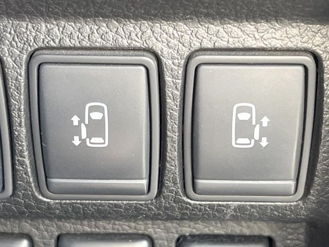 �y�����p���[�X���C�h�h�A�z�X�}�[�g�L�[��^�]�Ȃ̃X�C�b�`�Ō�ȗ����X���C�h�h�A�̊J���\���d��������͂����ăh�A���J����K�v�������A�����Ȃ��q�l�ł��ȒP�ɊJ���߂ł����K�ł���