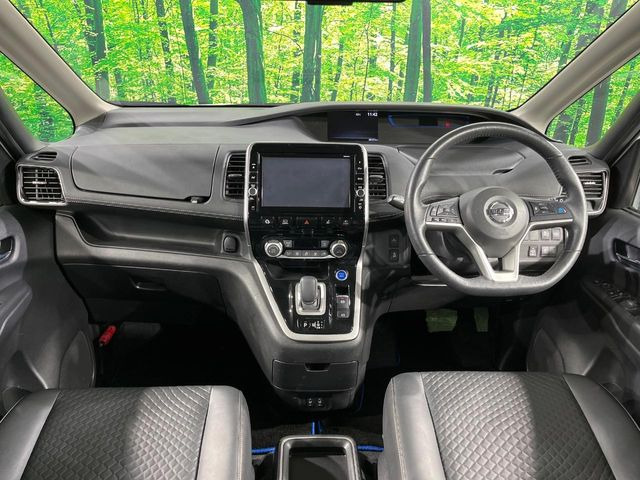 セレナ1.2 e-POWER ハイウェイスターV