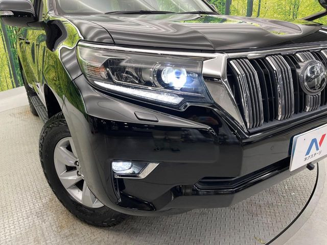 �yLED�w�b�h���C�g�z���V����ԑ��s�����ǍD�Ȏ��E���m�ۂ����S���ĉ^�]�ł��鍂�P�xLED�w�b�h���C�g�𑕔�!�_�����x�������A����d�͂��}�����Ă��܂��B