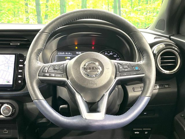 �y�����v�����X�e�A�����O�z�㎿�Ȋv���g�p���邱�ƂŁA��ɂ����������݂ƂĂ��^�]���₷���n���h���ł���