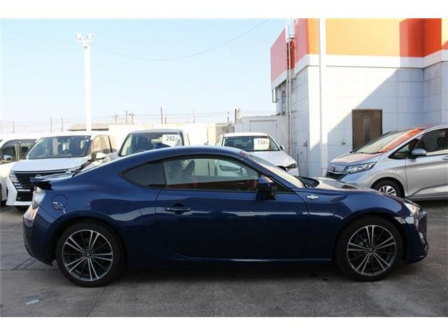 �̔��͂����X���������邨�q�l����ł��B���Ǝҗl�ւ̔̔��͂��f�肳���Ă��������܂��B�Ԍ������ԗ��̏ꍇ�́A�Ԍ����擾�������x�������z�ŕ\�����Ă���܂��B