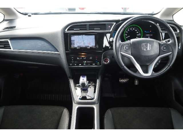 シャトル1.5 ハイブリッド X スタイルエディション