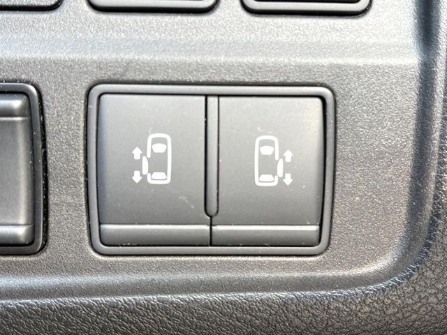 �y�n���Y�t���[�@�\�t�������p���[�X���C�h�h�A�z�X���C�h�h�A�̉��ɑ�������Ă��������ƁA�����I�ɃX���C�h�h�A���J���܂�!�ו��ŗ��肪�ӂ���������Ԃł��A�h�A�̊J���ł��ĂƂ��Ă��֗�!