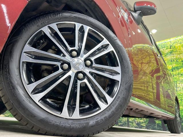 �y����15�C���`�A���~�z�C�[���z�O�ςɃ}�b�`���������A���~�z�C�[���𑕒����Ă���܂��B�e��ЊO�A���~�z�C�[����A�X�^�b�h���X�^�C�����戵�����Ă���܂��B���񂲑��k����������